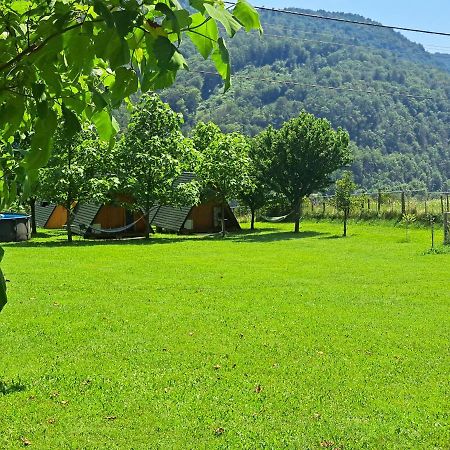 Готель Glamping Hiske Petrin Толмин Екстер'єр фото