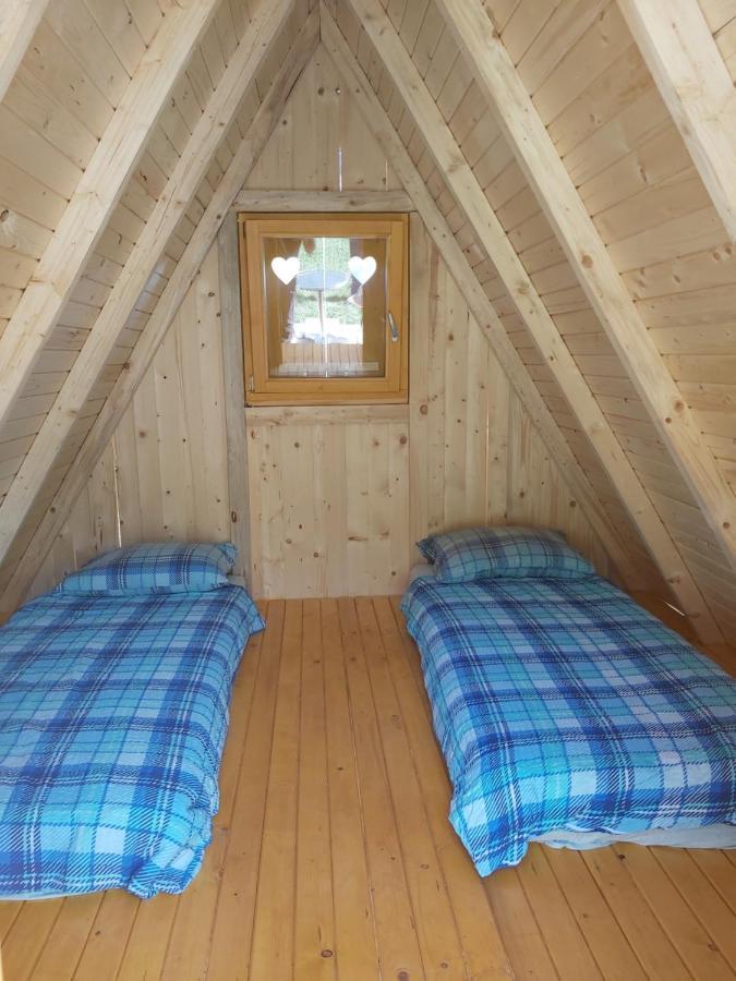 Готель Glamping Hiske Petrin Толмин Екстер'єр фото