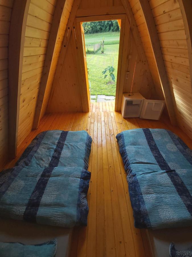 Готель Glamping Hiske Petrin Толмин Екстер'єр фото