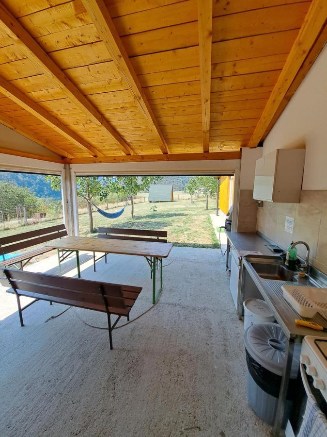 Готель Glamping Hiske Petrin Толмин Екстер'єр фото