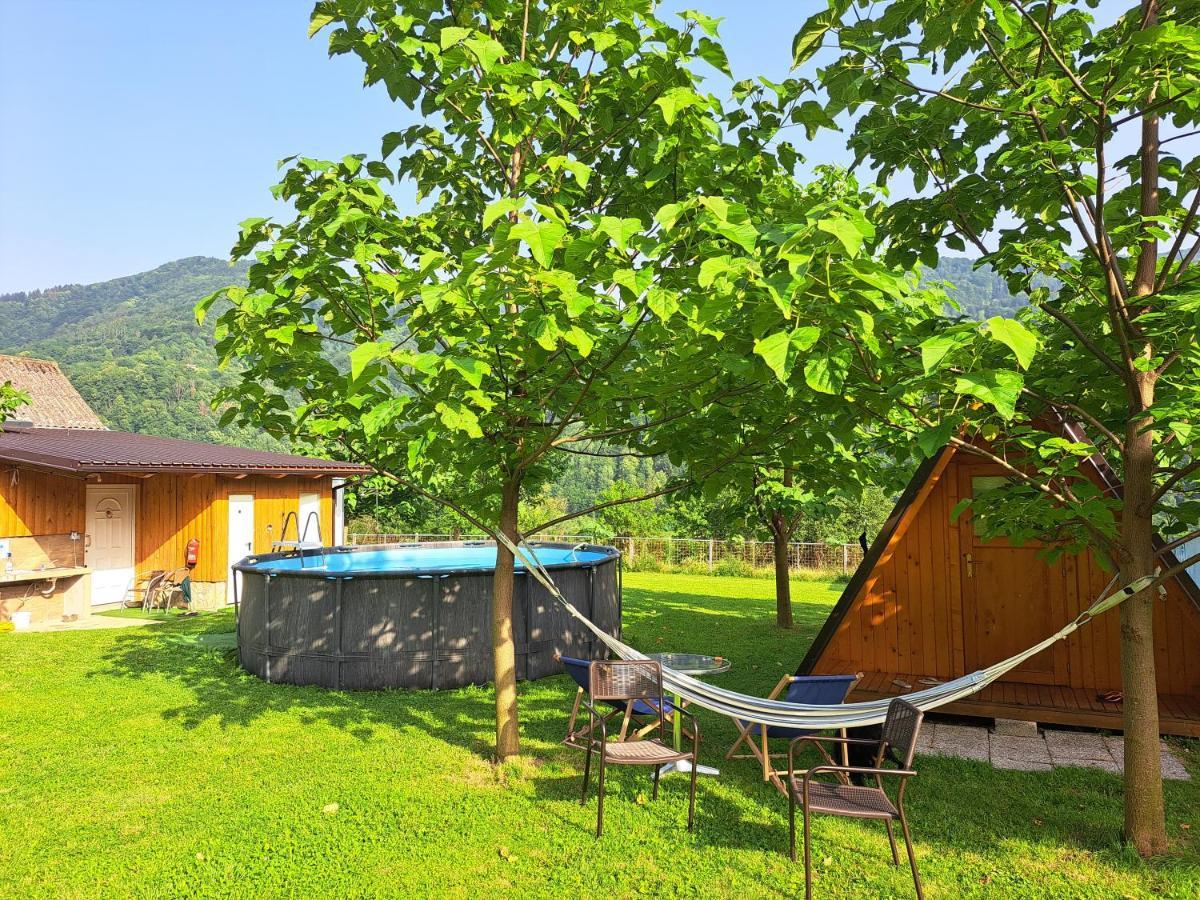 Готель Glamping Hiske Petrin Толмин Екстер'єр фото